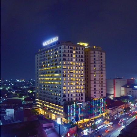 Louis Kienne Hotel Pemuda Semarang Kültér fotó