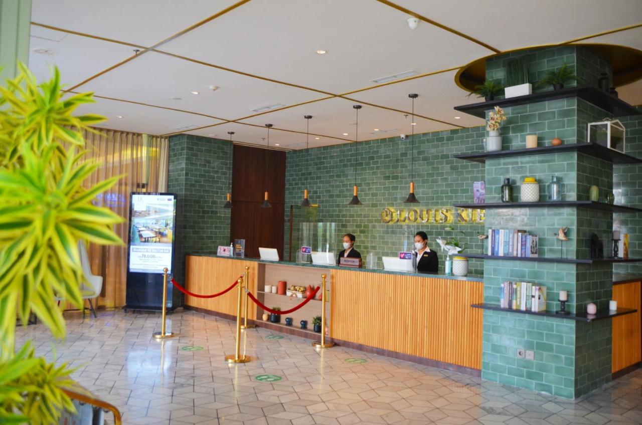 Louis Kienne Hotel Pemuda Semarang Kültér fotó