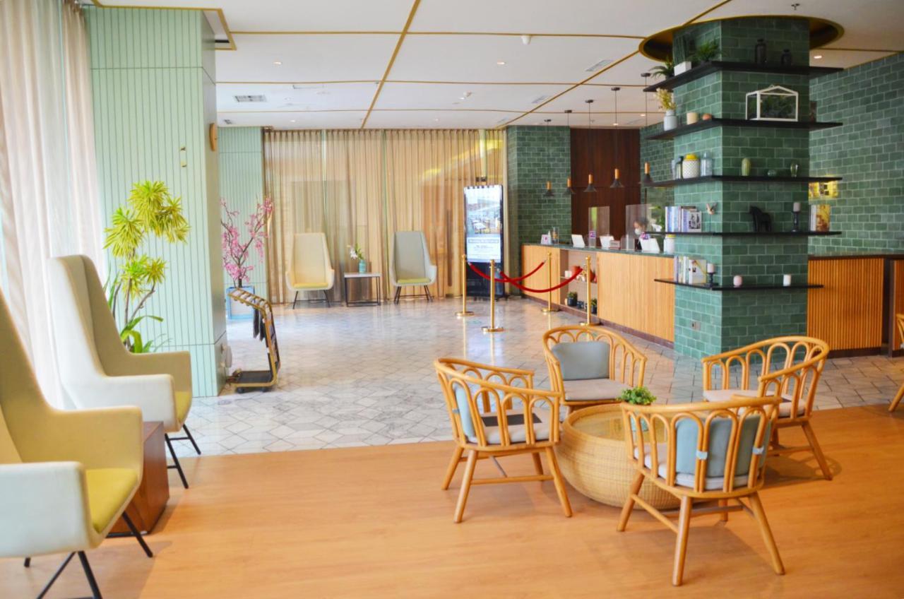Louis Kienne Hotel Pemuda Semarang Kültér fotó